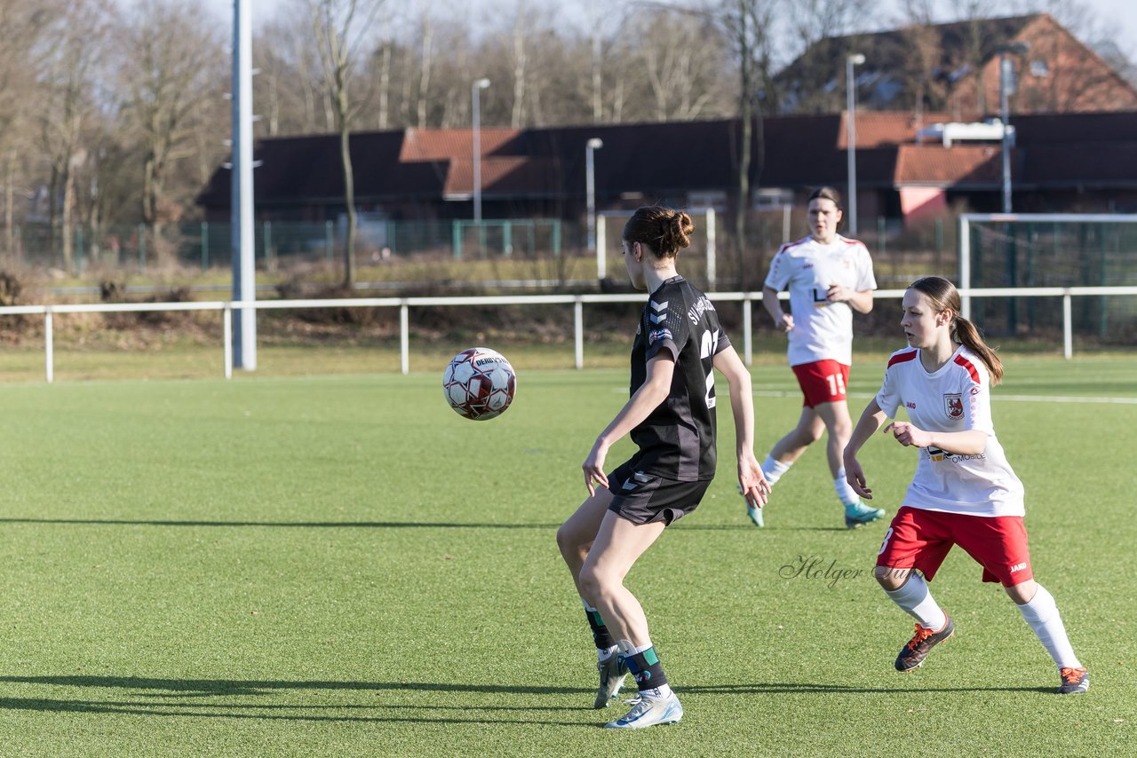 Bild 162 - wBJ SV Wahlstedt - SV Henstedt Ulzburg : Ergebnis: 0:1